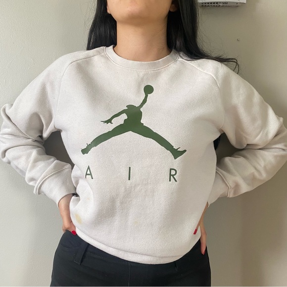 Jordan Tops - Air Jordan Sweatshirt / Hoody